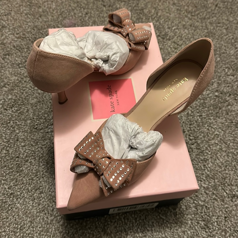 New with Box Kate Spade Sterling Dust Blush sued heels